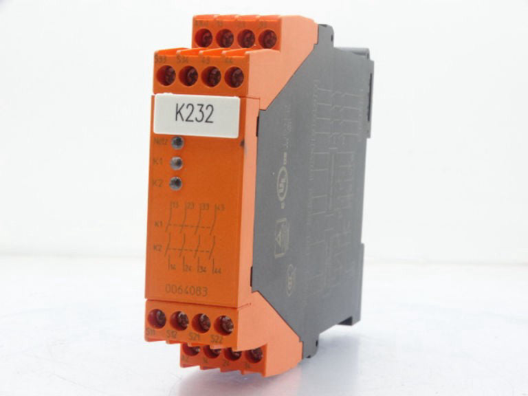 DOLD LG5925.04/61 AC/DC24V Relay - Used