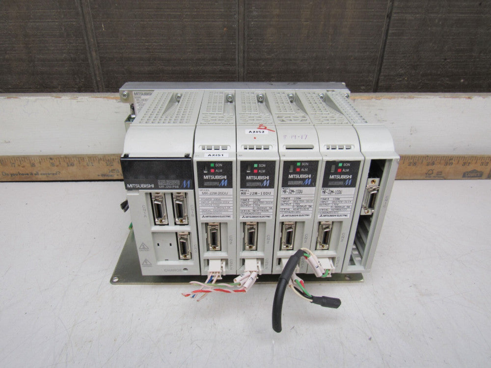 MITSUBISHI MELSERVO SYSTEM MR-J2M-P8B W/3QTY MR-J2M-10U & MR-J2M-20U DRIVES NICE