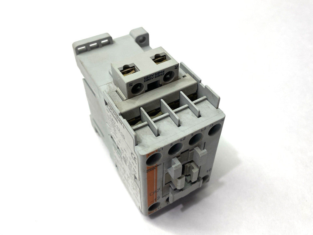Sprecher+Schuh CA7-12-10-600 IEC Contactor 3-Pole 12A 600VAC