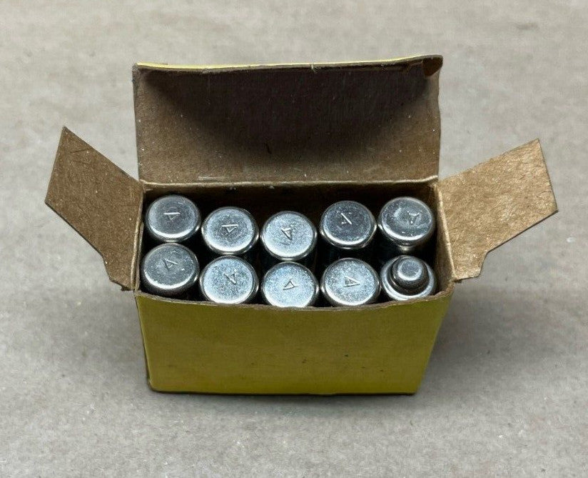 Box of 10 Cooper Bussmann FNQ-R-8/10 Fuses