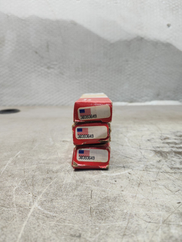 NEW IN BOX LOT OF 3 INGERSOLL RAND CHANNEL AND SPRING SET 30393649