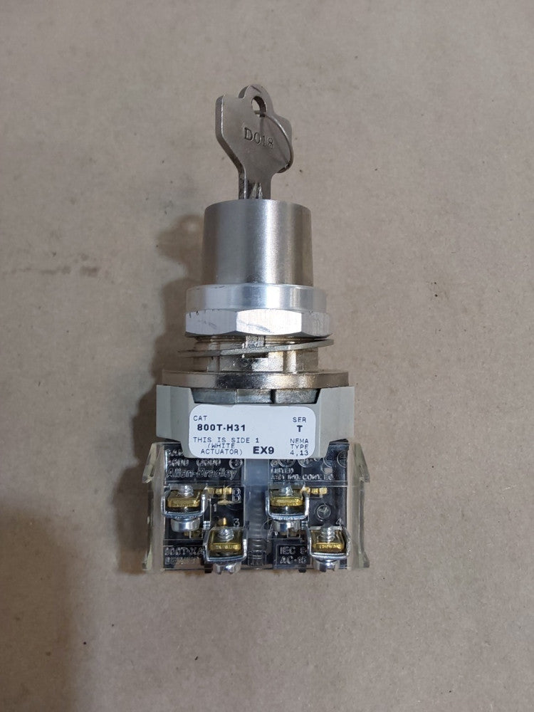 Allen-Bradley 800T-H31 Selector Switch W/800T-XA With Key – SPMX ...