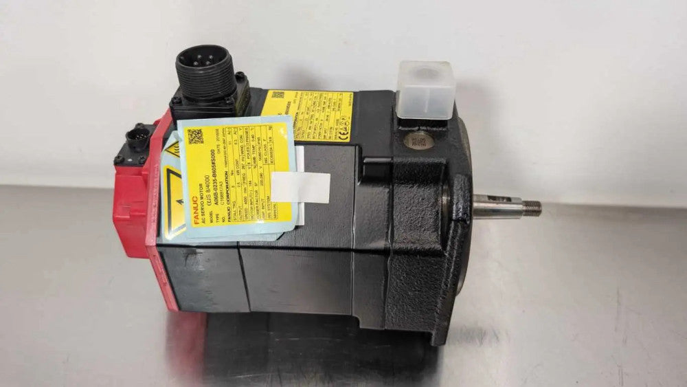 Fanuc A06B-0235-B605#S000 AC Servo Motor αiS 8/4000 4000 RPM A860-2010-T341 Enco