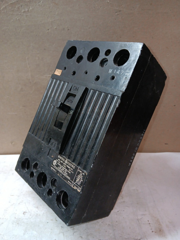 GE TQD32225 CIRCUIT BREAKER 225 AMP 3 POLE 240 VAC
