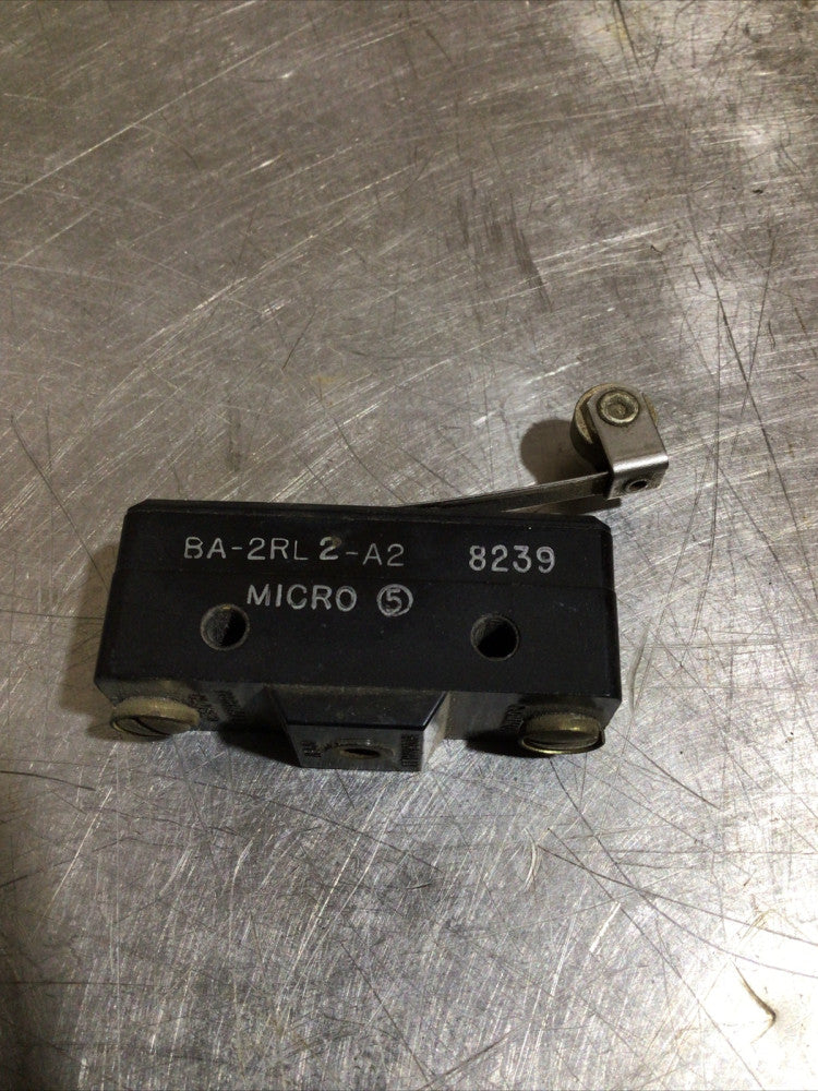 BA-2RL2 Micro Switch 8009 (Missing Middle Screw)