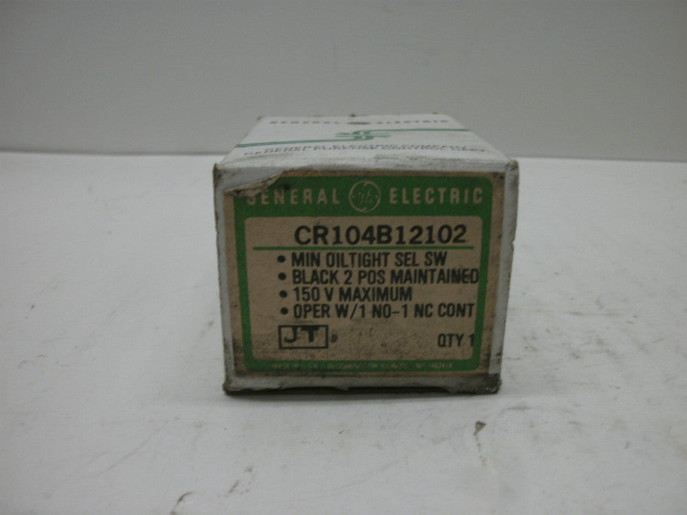 GENERAL ELECTRIC CR104B12102 OIL TIGHT SEL SW BLK 2 POS MAINT 150V 1NO/1NC NIB