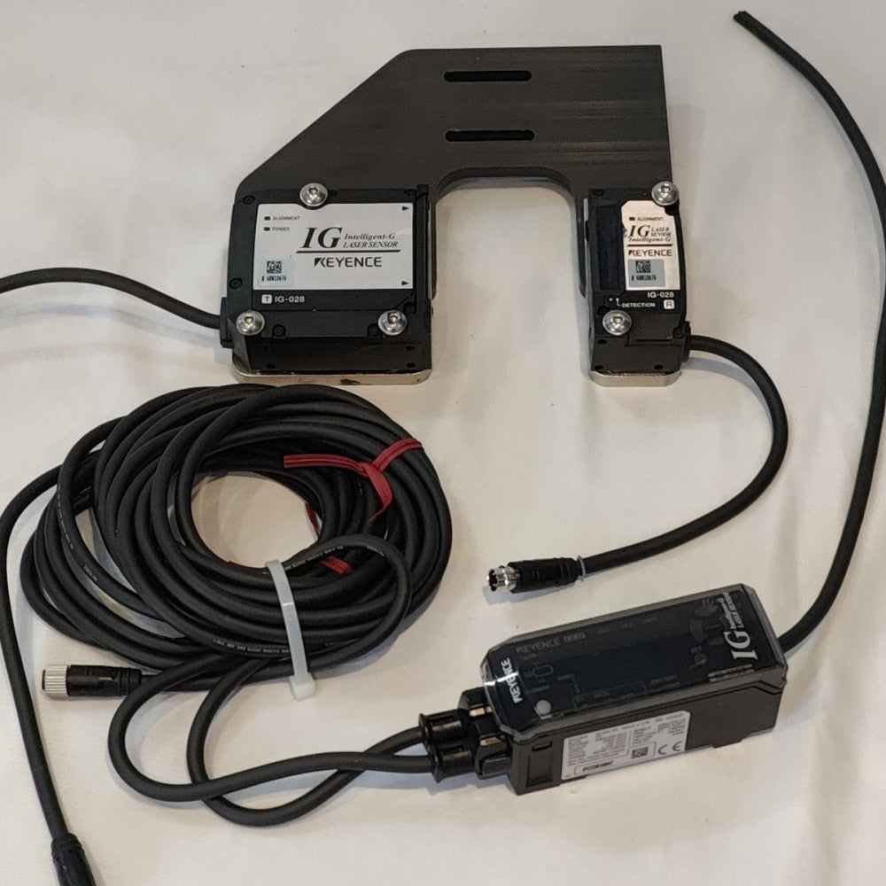 KEYENCE IG-1000 , IG-028 Laser Micrometer System Set Works