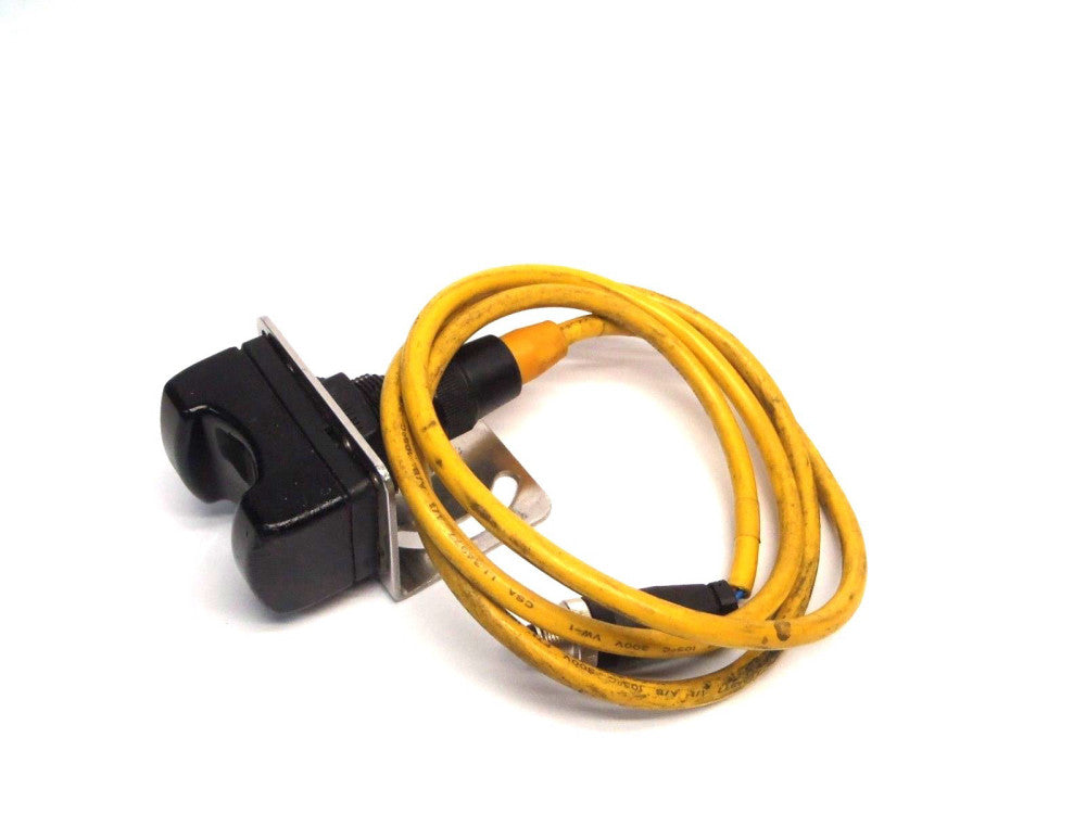 Banner Optical Touch Button w/ M6 Cordset 18AWG 105°C