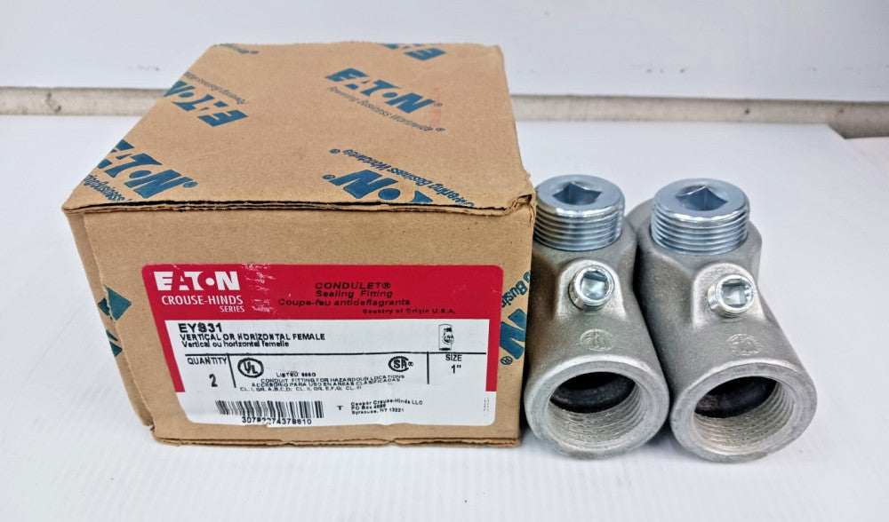 NEW EATON 1 INCH VERTICAL / HORIZONTAL FEMALE CONDUIT FITTING EYS31