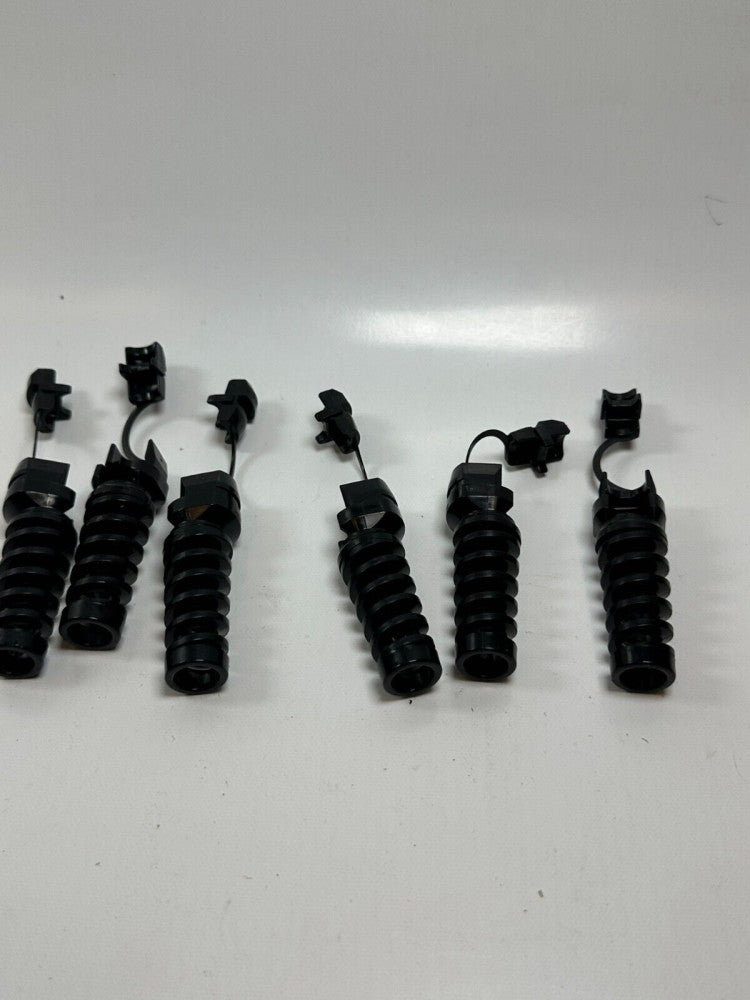 Heyco 7P-7 Cable Grip with Strain Relief 0.36"-0.43" dia. (Lot of 6) Black  -NEW
