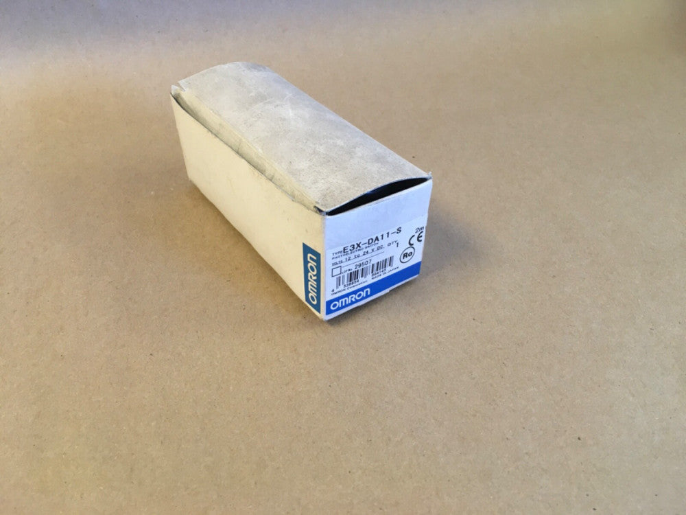 OMRON E3X-DA11-S PHOTOELECTRIC DIGITAL FIBER SENSOR AMPLIFIER (KB)