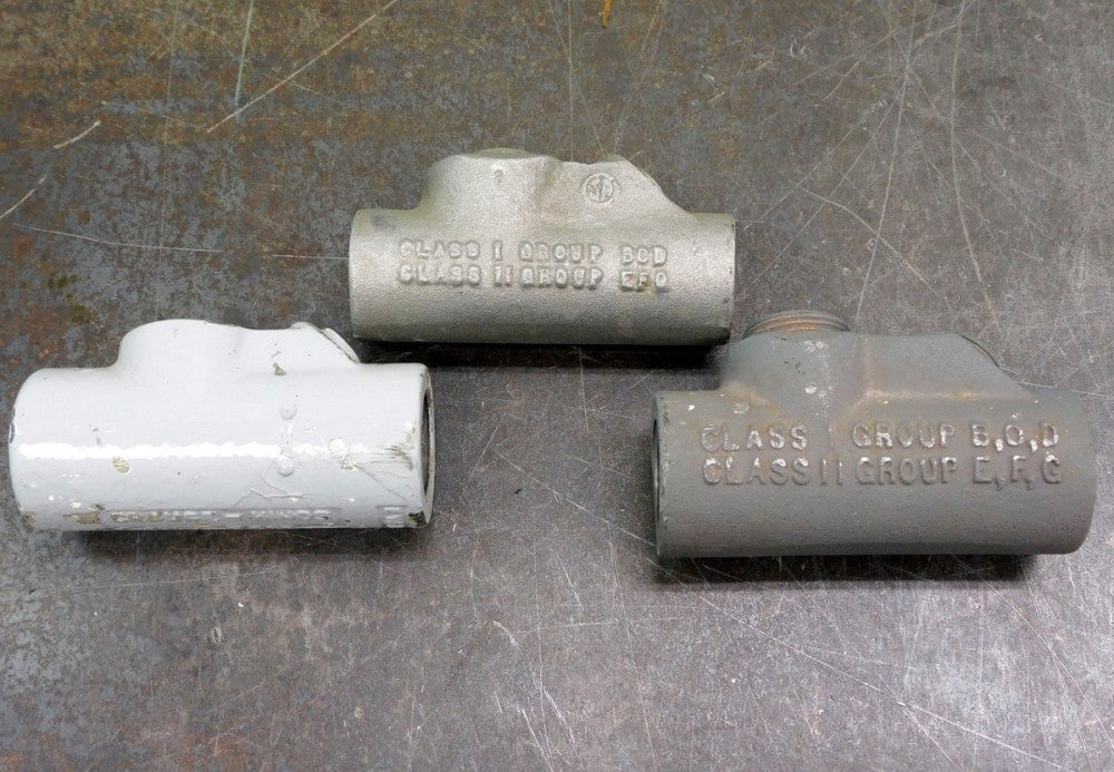 Appleton Electric Explosion Proof Sealing Fitting 1/2" & 3/4"NPT Lot of Three(3)