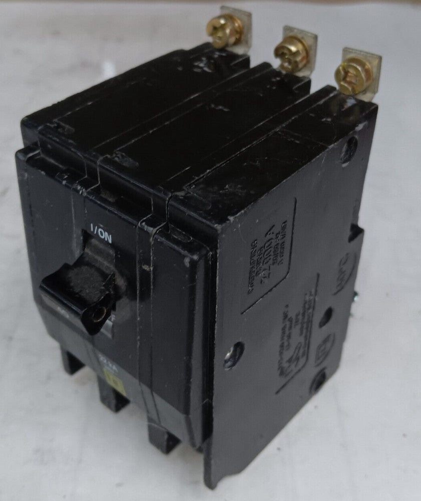 SQUARE D 40 AMP BOLT-ON CIRCUIT BREAKER 3 POLE 240 VAC QOB340VH