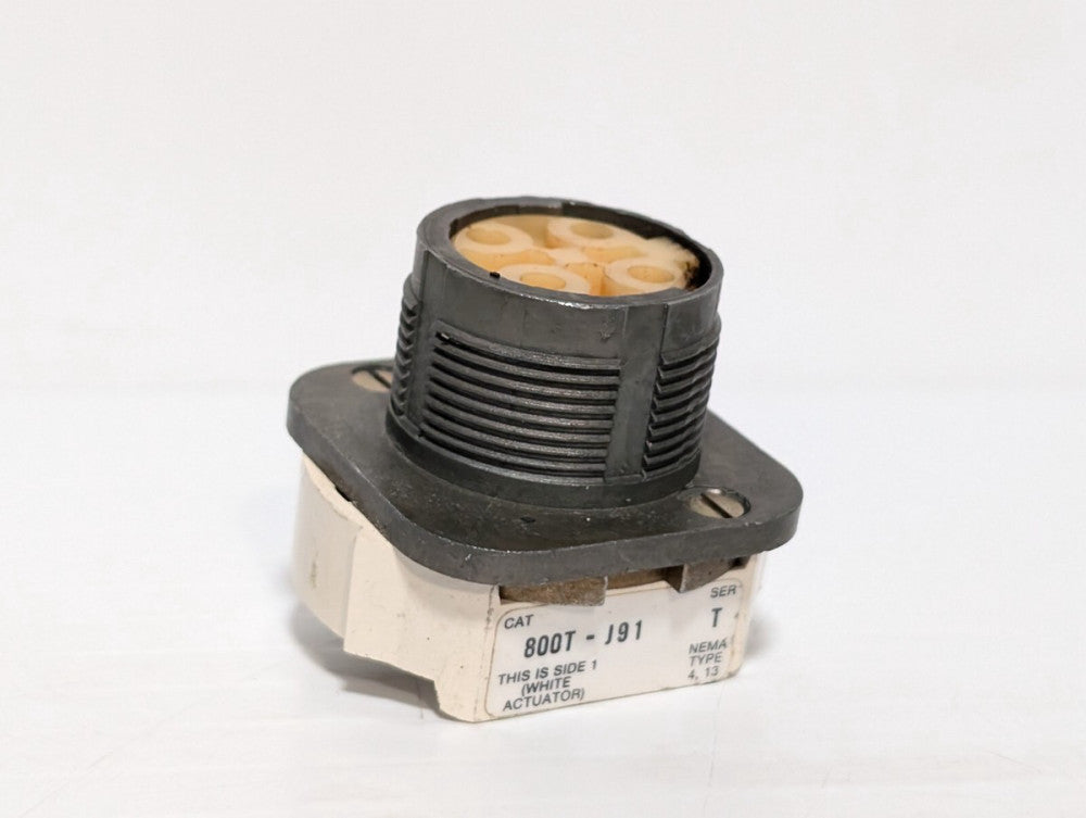 Allen Bradley 800T-J91 Selector Switch, Ser T, 3 Position, w/o Cap/Knob, 30.5mm