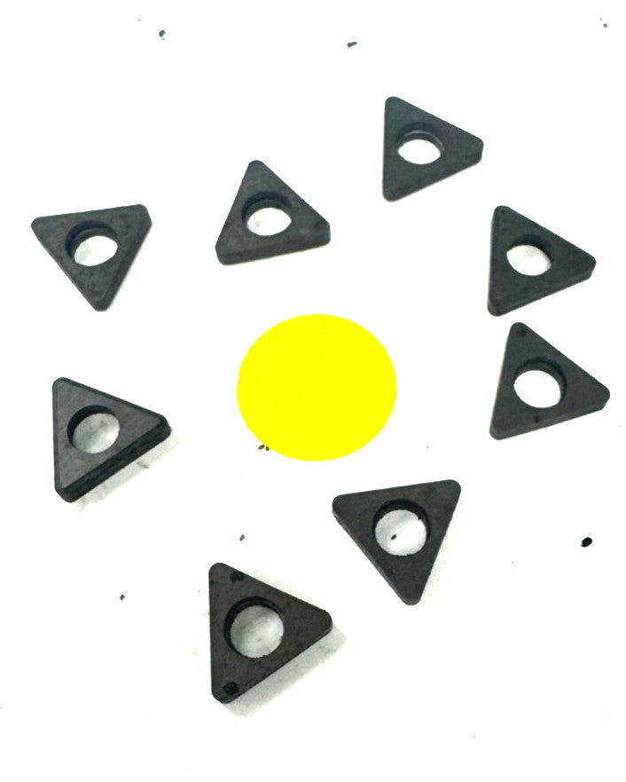 LOT OF 8 CARBIDE TURNING INSERTS