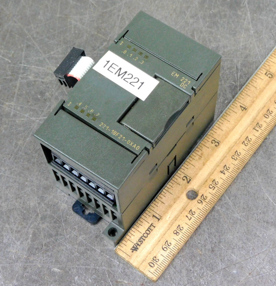Siemens 6ES7 221-1BF21-0XA0 Digital Voltage PLC Module 15-30V DC 4mA