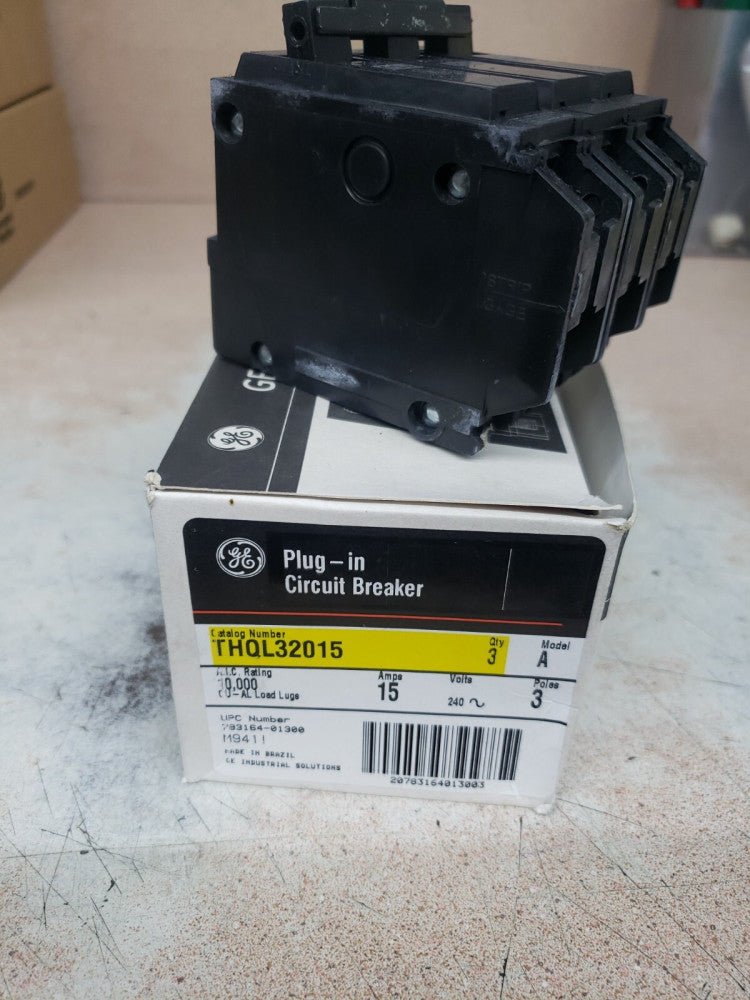 1- NEW THQL32015 GE Circuit Breaker 3 Pole 15 Amp 240V