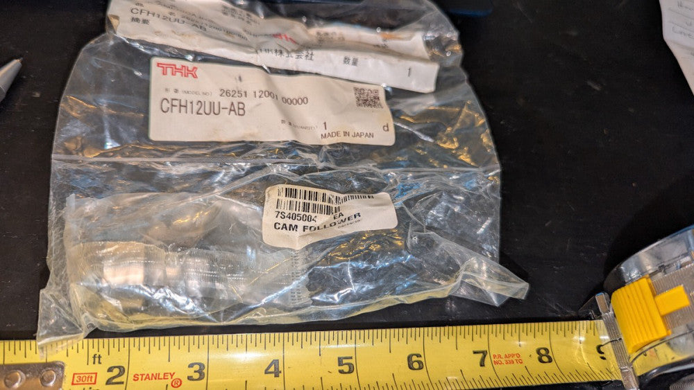 THK Cam Follower CFH12UU-AB New & Sealed
