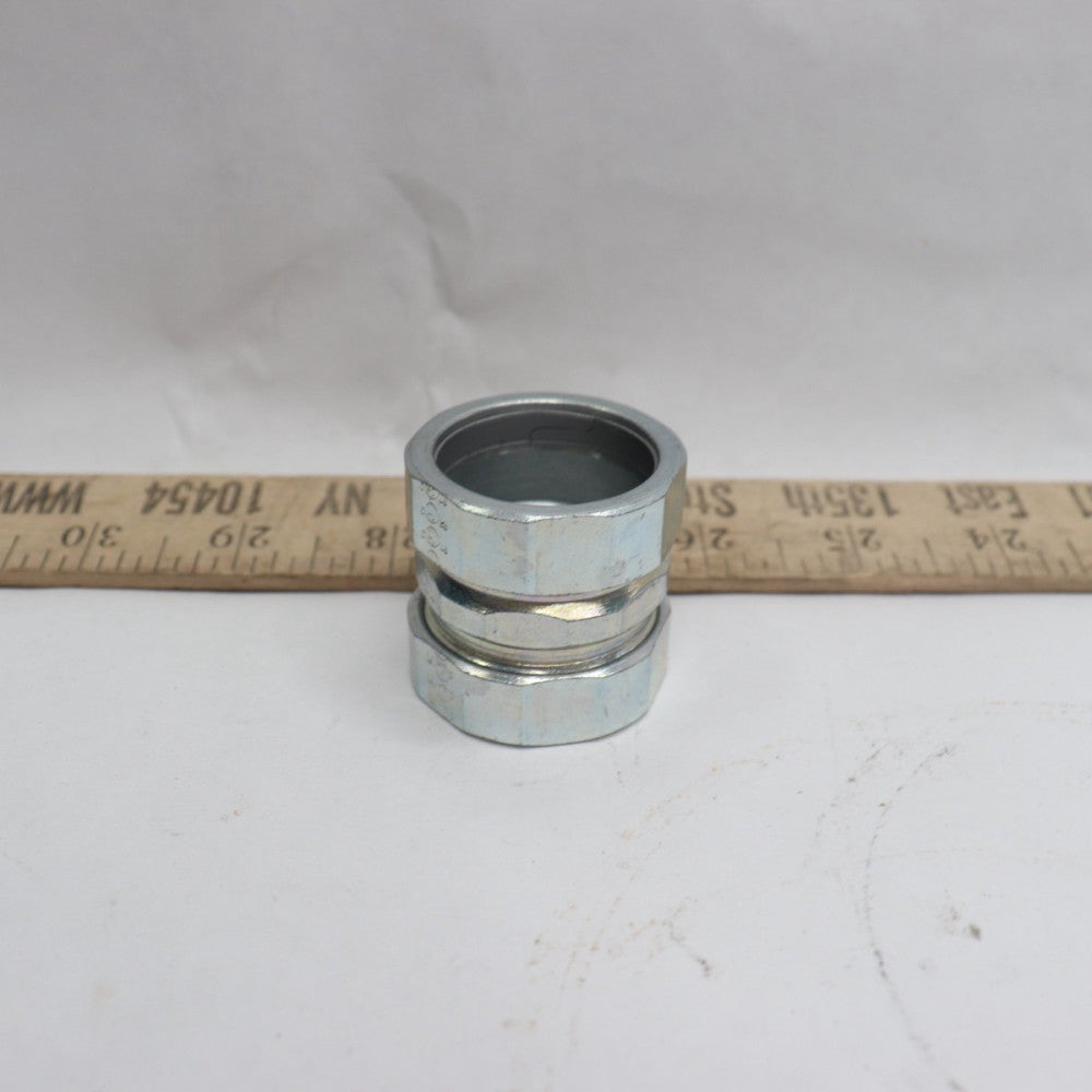 Compression Coupling Steel 1-1/4"