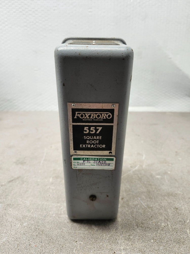 USED FOXBORO 557 SQUARE ROOT EXTRACTOR IN/OUT 3-15 PSI, FTC-20A20