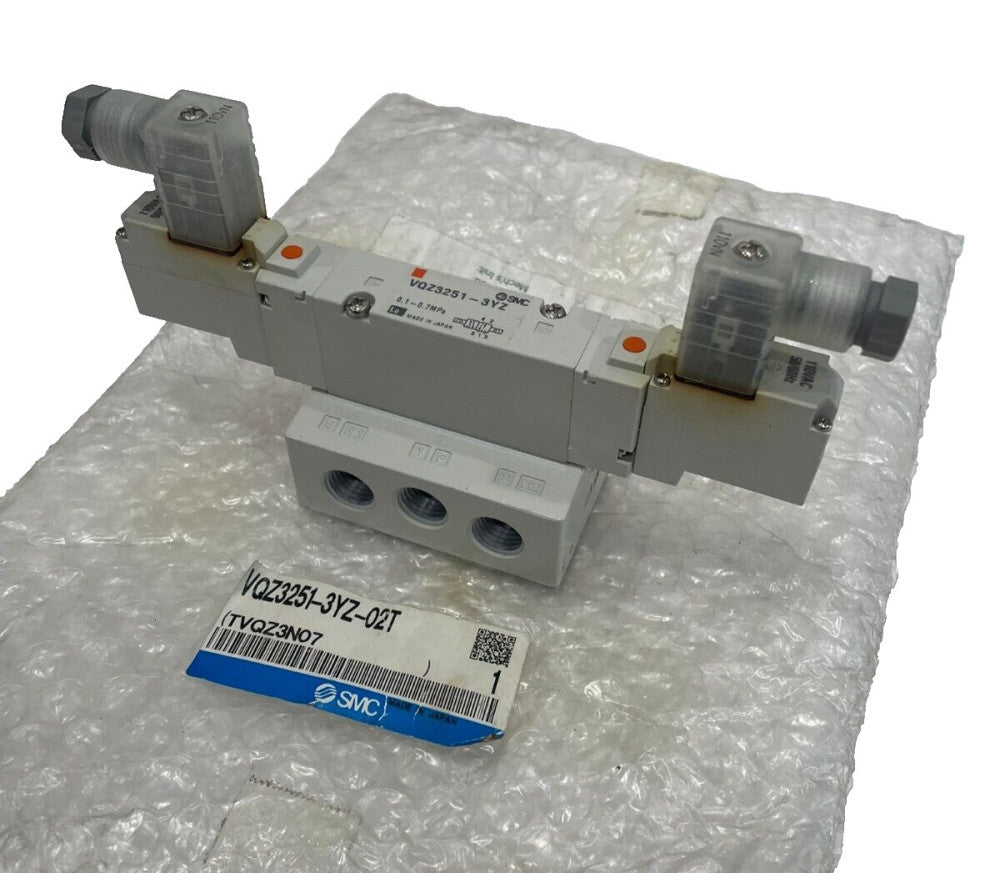 USED SMC VQZ3251-3YZ SOLENOID VALVE VQZ32513YZ