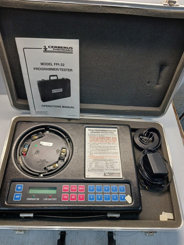 Cerberus Pyrotronics FPI-32 Fire Alarm Detector Device Programmer Tester w/ Case