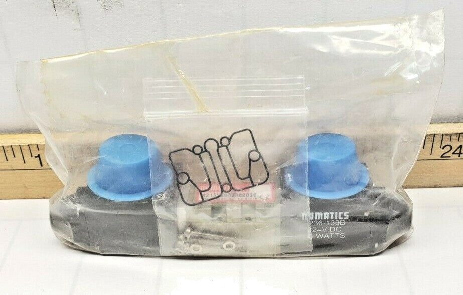 New Numatics Double Solenoid Valve 150 PSIG 24 VDC 6 Watt  031SS6004000030