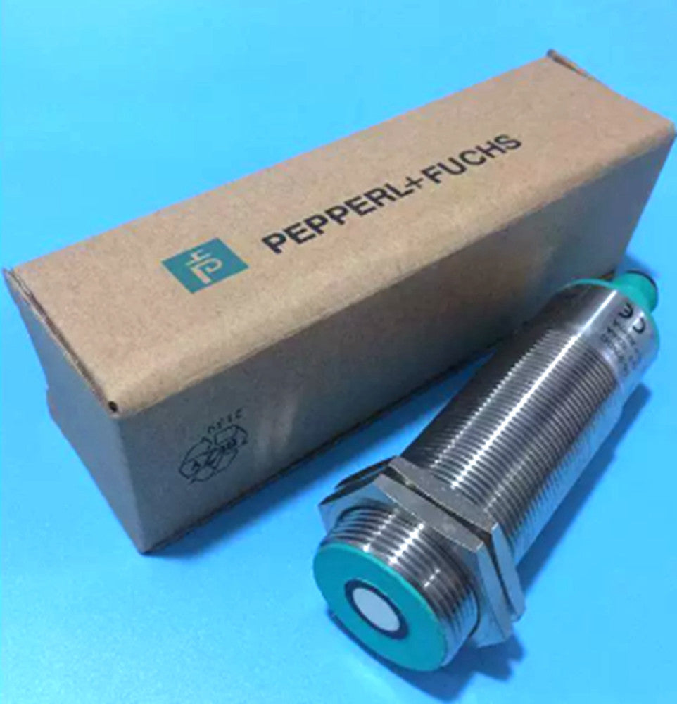 NEW PEPPERL+FUCHS UC500-30GM-E6R2-V15 Ultrasonic Sensor