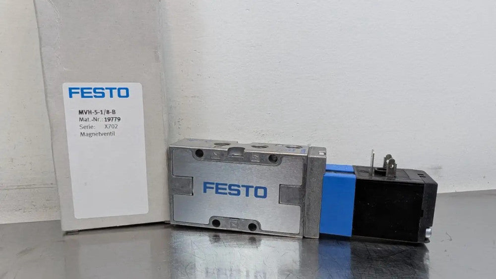 Festo MVH-5-1/8-B Solenoid Valve 19779 24VDC Coil 1/8" 2.5W