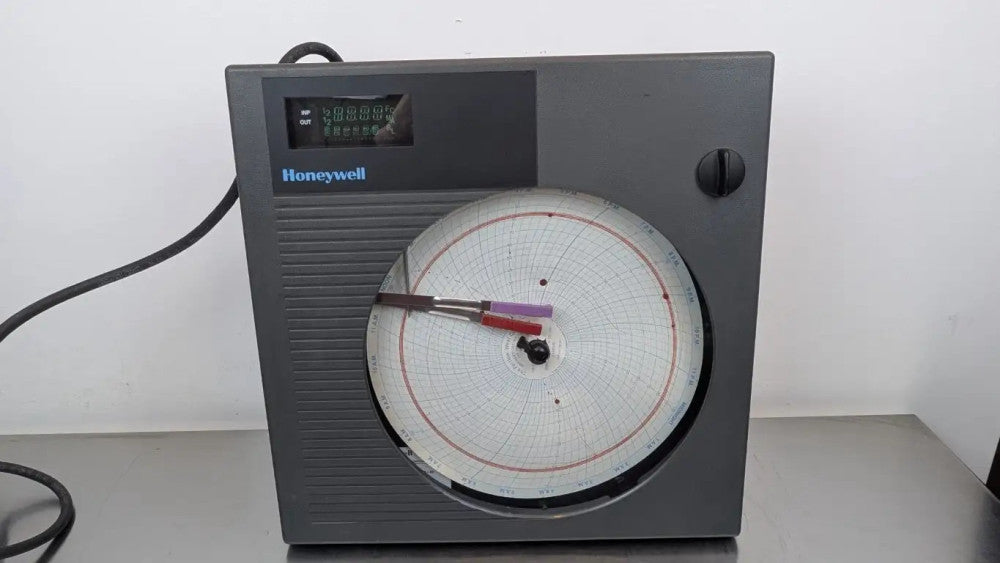 Honeywell DR4312-0000-G0100-0000-0000-U0-000-00 Digital Circular Chart Recorder