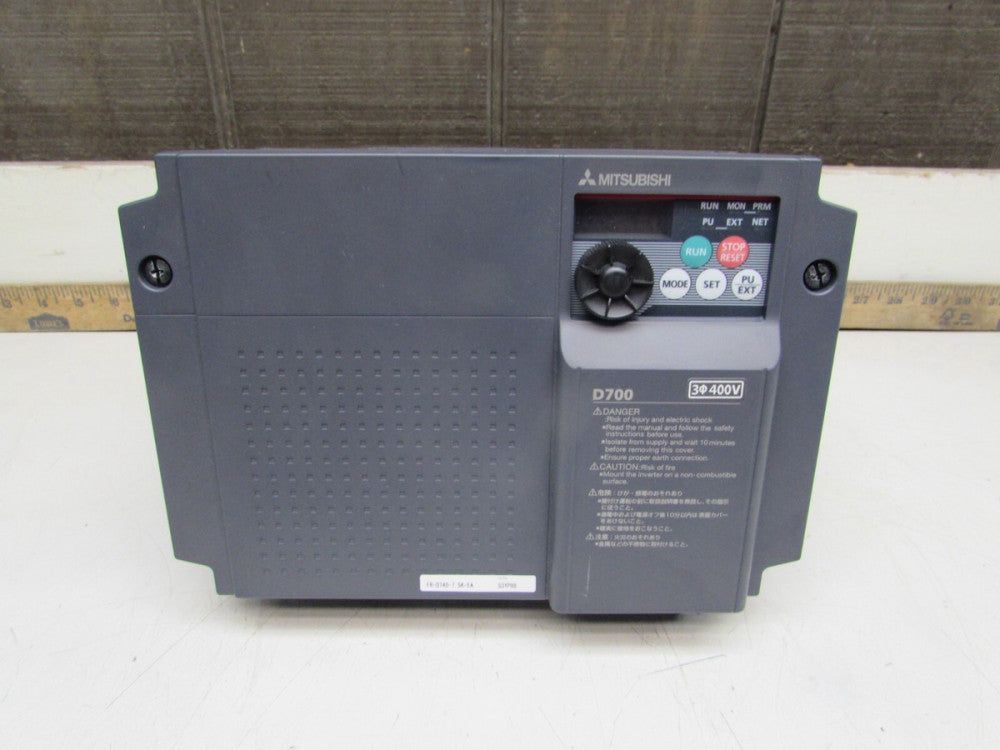 MITSUBISHI FR-D740-7.5K-EA , AC DRIVE, 380/480V, 16 A/ 7.5kW, TAKEOUT MAKE OFFER