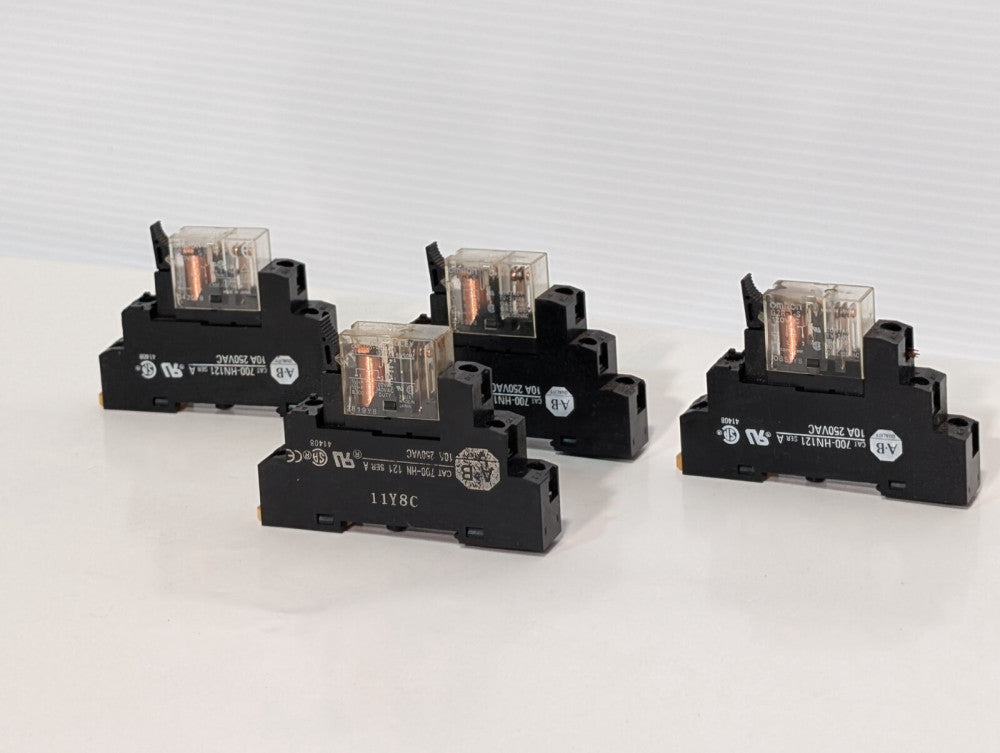 Lot of 4 Allen Bradley 700-HN121 Relay Socket, 5 Pin, with Omron G2R-1-S Relay