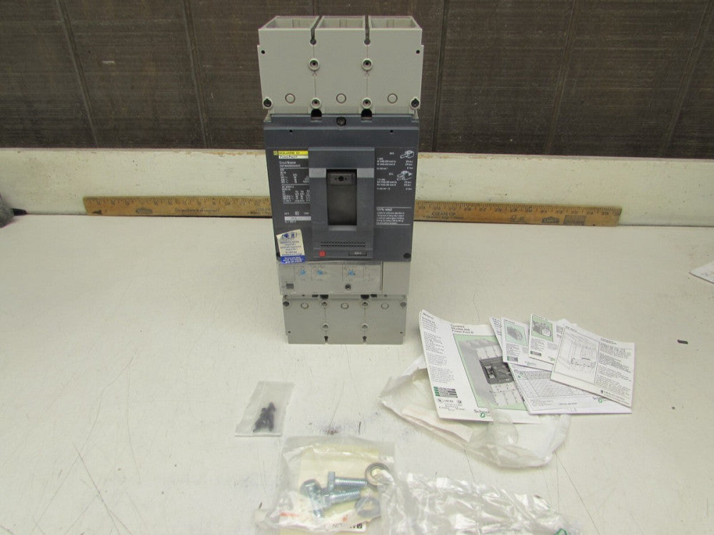 SQUARE D  DGF36400E20AAUO, PowerPact CIRCUIT BREAKER, 3P/400A/600V ,MAKE OFFER! 