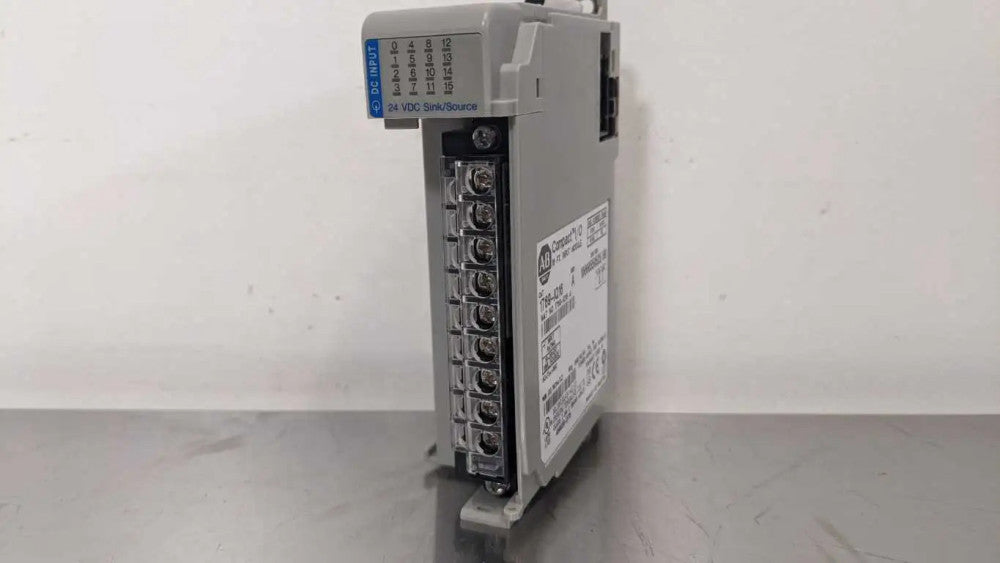 Allen-Bradley 1762-IQ16 Input Module Ser A Rev 3.1 16 Point 24VDC Source Input