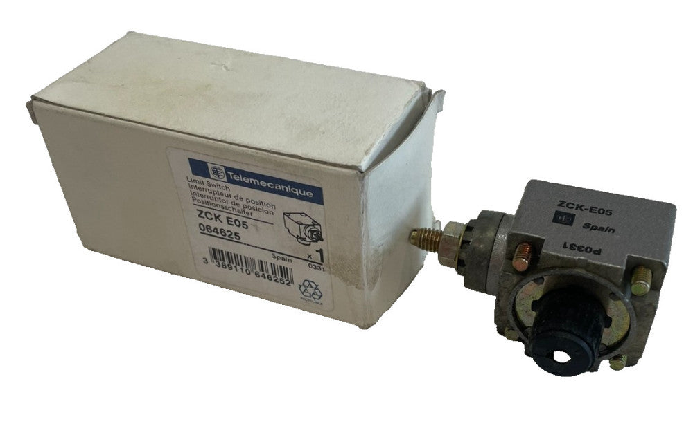 NEW TELEMECANIQUE ZCK E05 LIMIT SWITCH