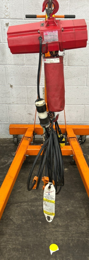 DAYTON 4GU71 THERMOLLY PROTECTED ELECTRIC CHAIN HOIST W/CHAIN CONTAINER 3KR20