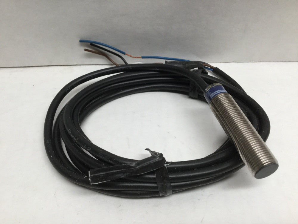 Telemecanique XS1M12NA370 Inductive Proximity Switch (Lot 2)