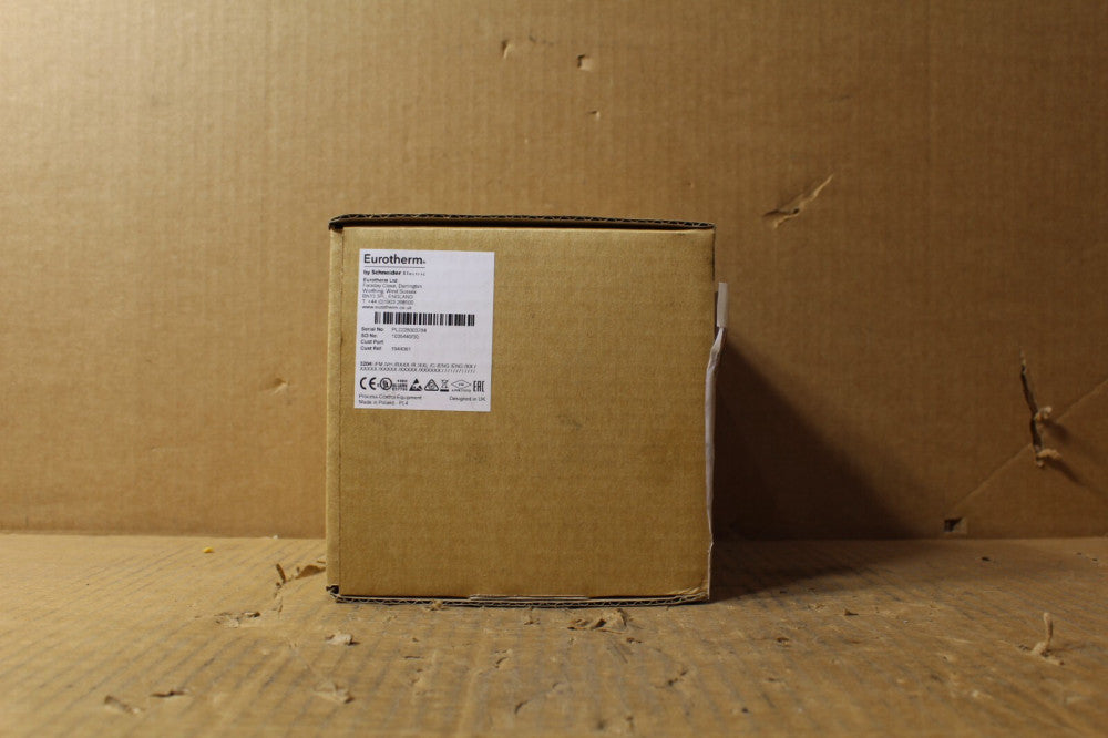 Eurotherm 3204I/FM/VH/RXXX/R/XXL/G/ENG/ENG/XX  Temperature Controller