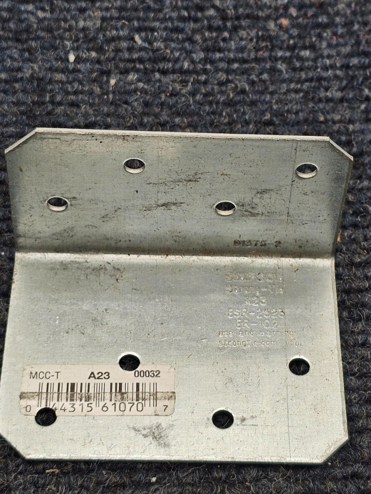 (QTY 21) Simpson Strong-Tie A23: 2 in. W X 2.8 in. L Galvanized Steel Angle