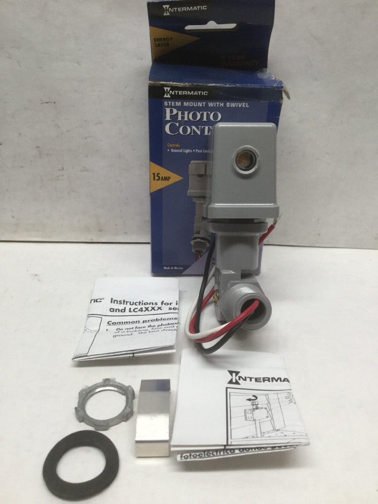 Intermatic Photo Control K4224 Stem Mount W/ Swivel 15Amp 208V 1/2”-14 Thread