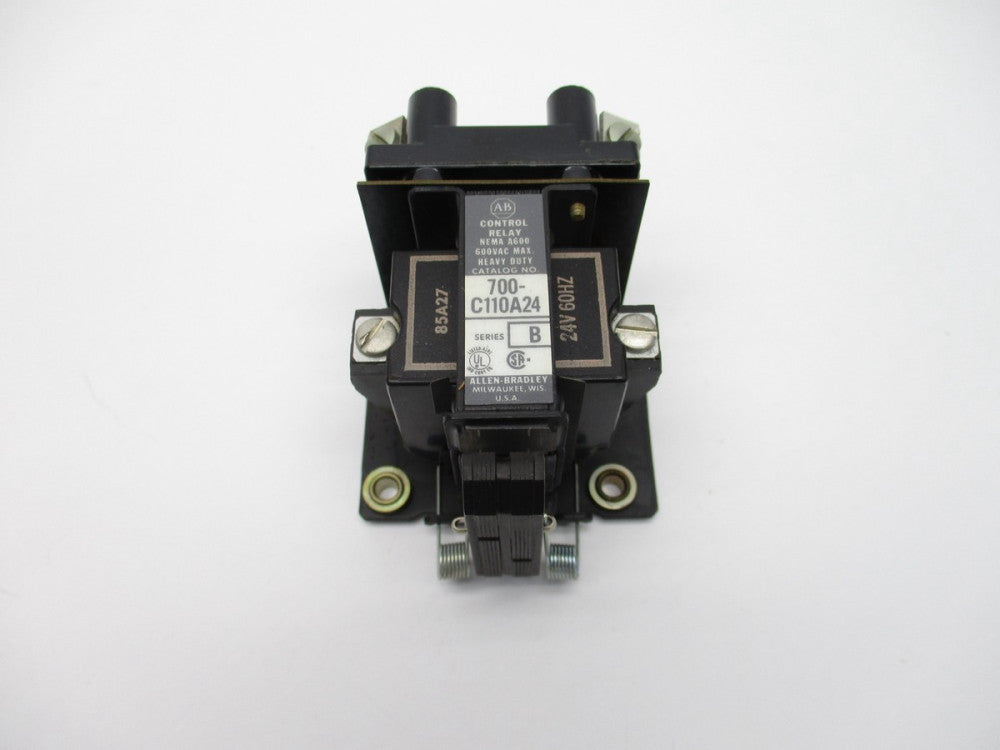 ALLEN BRADLEY 700-C110A24 SER. B  24V NSNP