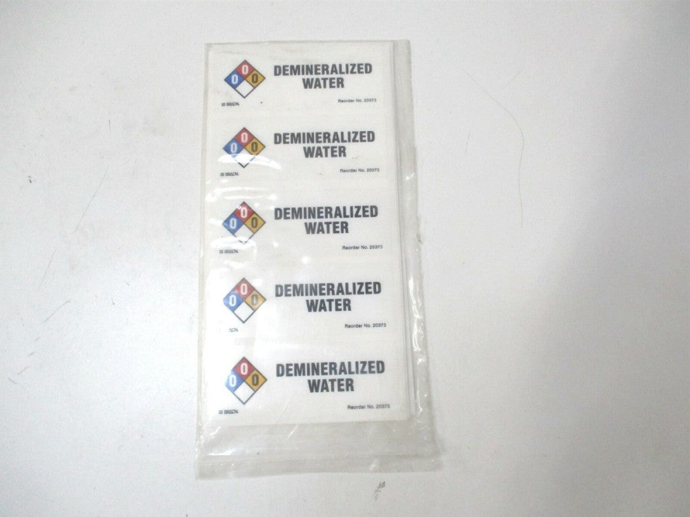 Brady (20373LS) 3-7/8 x 1-1/2" Demineralized Water Squeeze Bottle Label - 50ct. 
