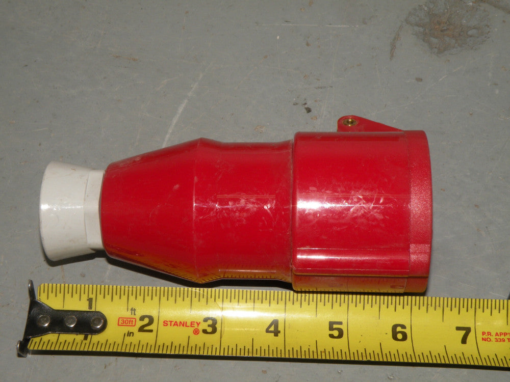 (1) Hubbell Red Pin & Sleeve Connector Splashproof IP44 3Ø 20A 200-415V C520C6S