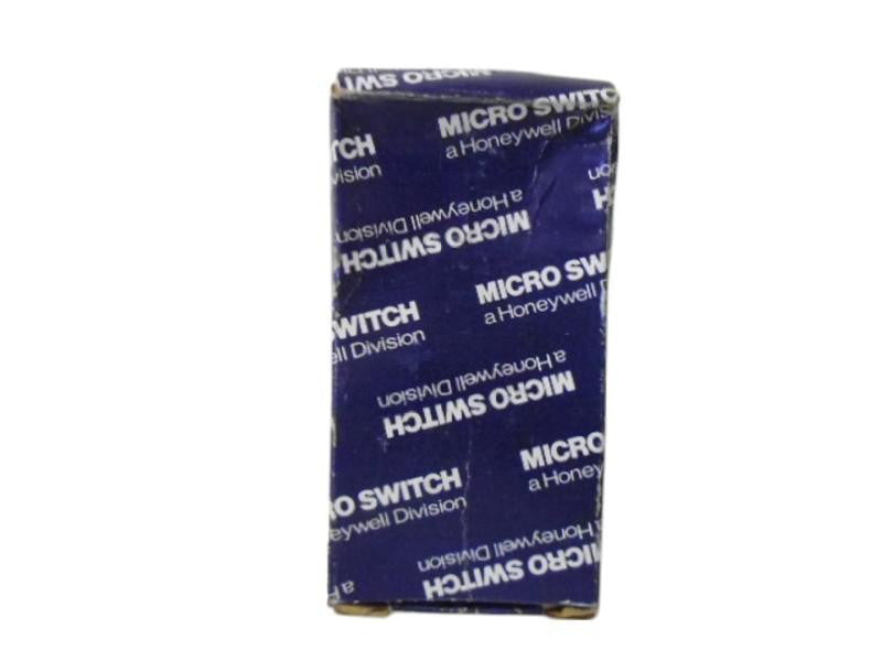 MICRO SWITCH 2D33 FLANGE MOUNT HOUSING NSMP