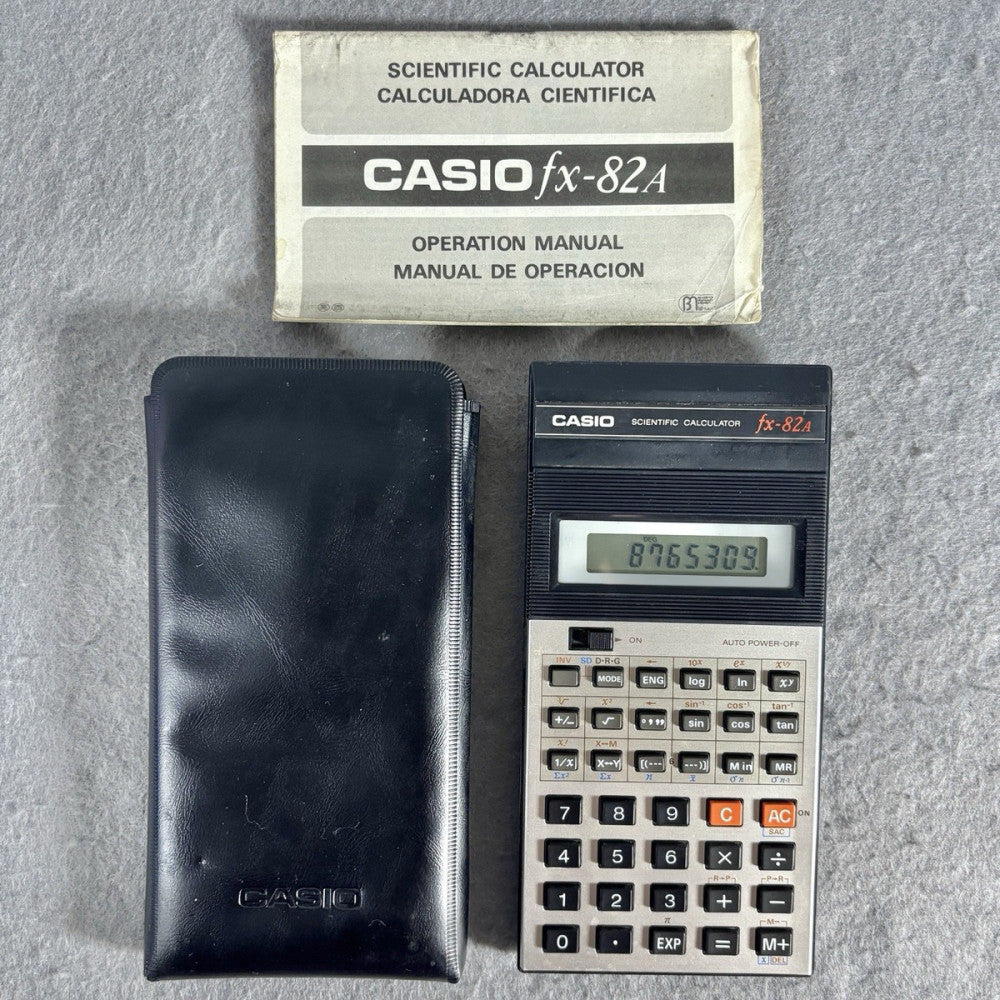 Vintage Retro Calculator Casio FX-82A FX82A Scientific Calculator w/ Case Manual