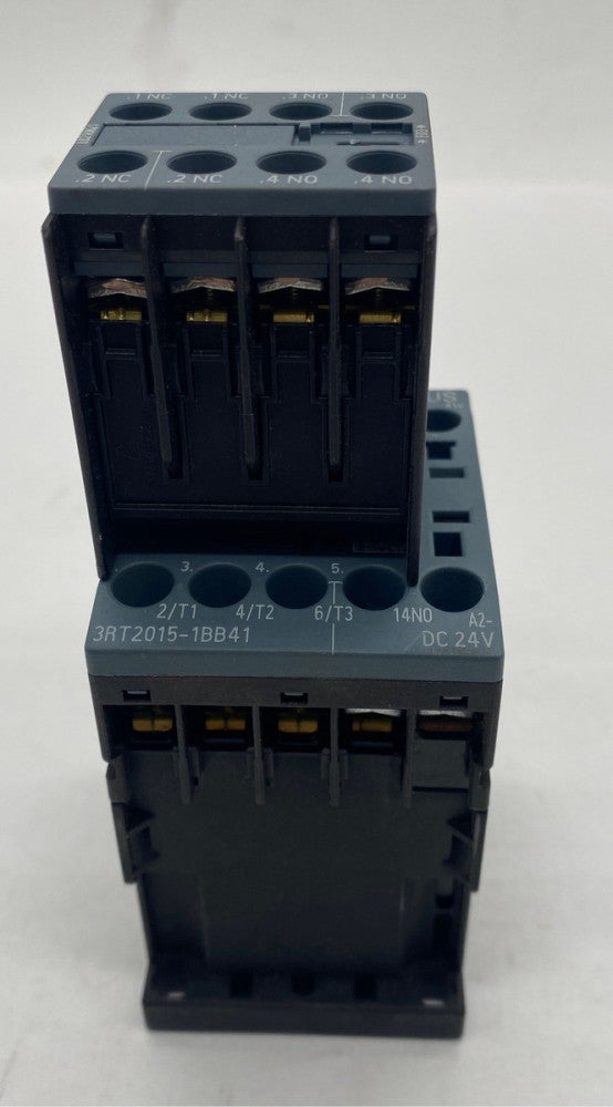 Siemens 3RT2015-1BB41 3-Pole Contactor 400V 7Amp W/3RH2911-1HA22 Aux. Cont. 