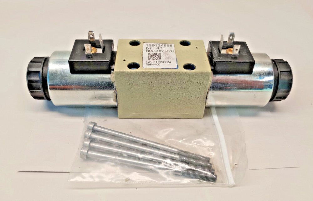 Rexroth R900951976 Used Directional Spool Valve 4WE6H62/EG24N9K4=00