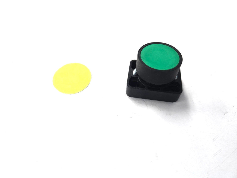SIEMENS 3SB5400-0B GREEN FLUSH PUSH BUTTON