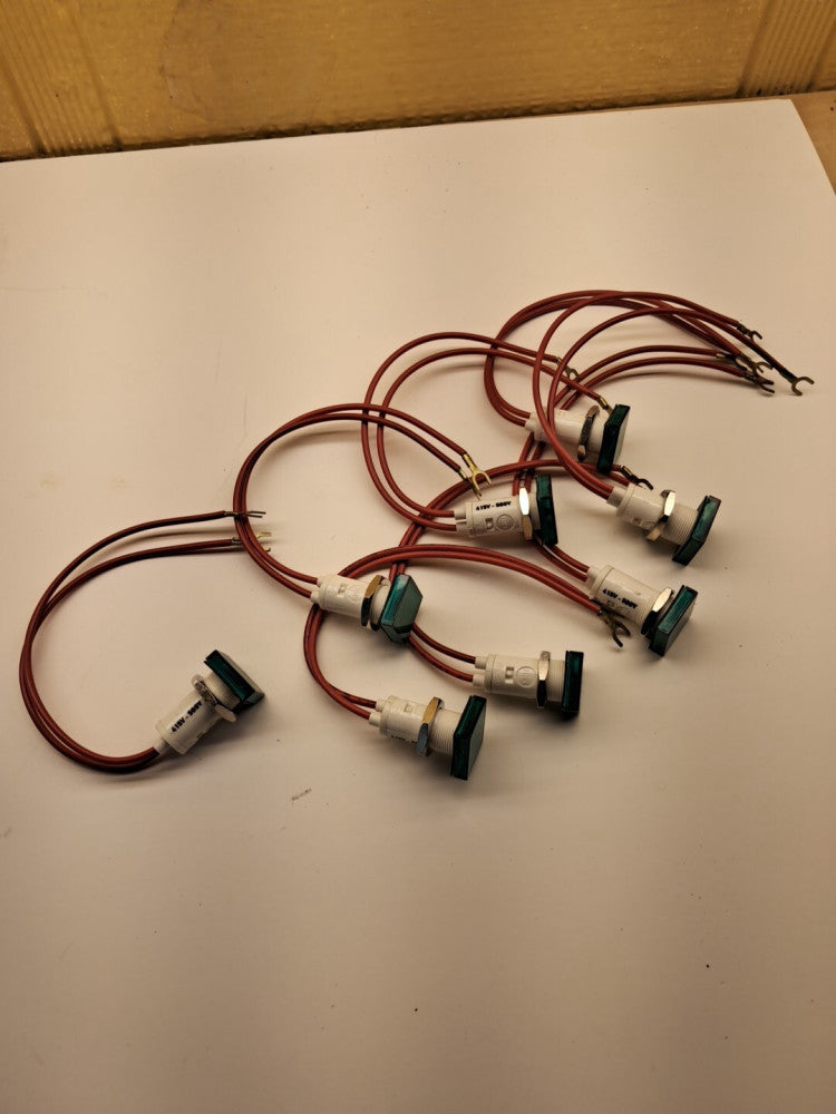 Eaton XTPAXILGB  Indicating Light Green, 110-230 V, MMP Accessory  Lot of 8