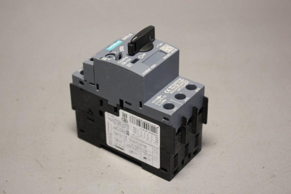 UNUSED SIEMENS SIRIUS CIRCUIT BREAKER 3RV2021-4PA15